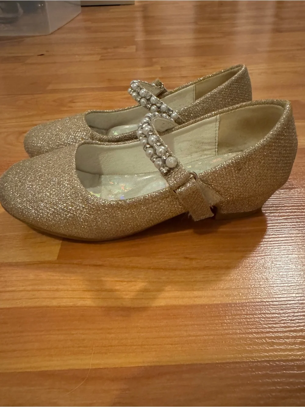 Girls Gold Glitter Mary Jane Dress Shoes with Pearl Strap